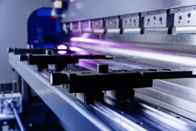 Фото MetalTec HBC 90/2500 Листогибочные гидравлические прессы с ЧПУ в интернет-магазине ToolHaus.ru