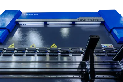 Фото MetalTec HBC 90/2500 Листогибочные гидравлические прессы с ЧПУ в интернет-магазине ToolHaus.ru