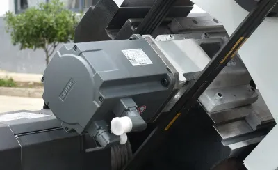 Фото MetalTec CK 50x1000H токарный станок c ЧПУ с прямой станиной в интернет-магазине ToolHaus.ru