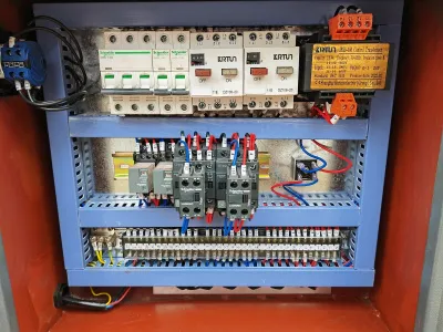 Фото MetalTec BS 350 CH ленточнопильный станок для резки металла под углом 90° в интернет-магазине ToolHaus.ru