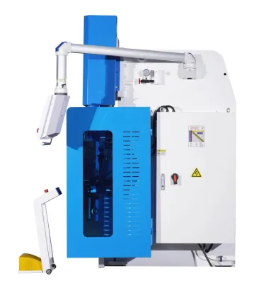 Фото MetalTec HBM 160/3200C Листогибочные гидравлические прессы с ЧПУ контроллером TP10S в интернет-магазине ToolHaus.ru