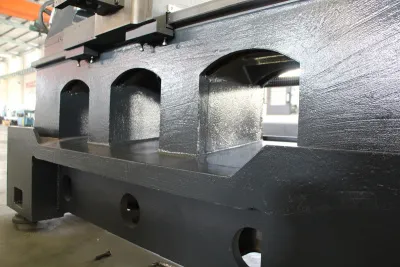 Фото MetalTec CK 50x1000H токарный станок c ЧПУ с прямой станиной в интернет-магазине ToolHaus.ru