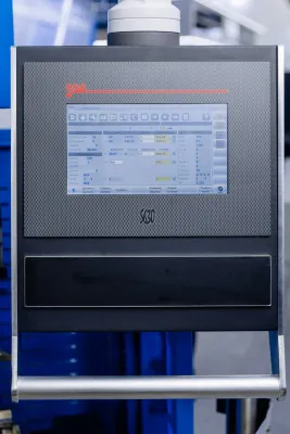 Фото MetalTec HBC 90/2500 Листогибочные гидравлические прессы с ЧПУ в интернет-магазине ToolHaus.ru