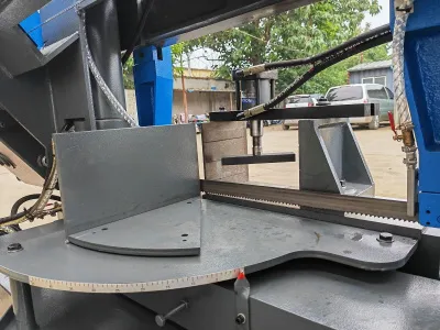 Фото MetalTec BS 350 CZ ленточнопильный станок c поворотом пильного модуля под углом до 60° в интернет-магазине ToolHaus.ru