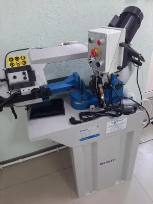 Фото MetalTec BS 170 FHE (380 V) ручной ленточнопильный станок для резки металла в интернет-магазине ToolHaus.ru
